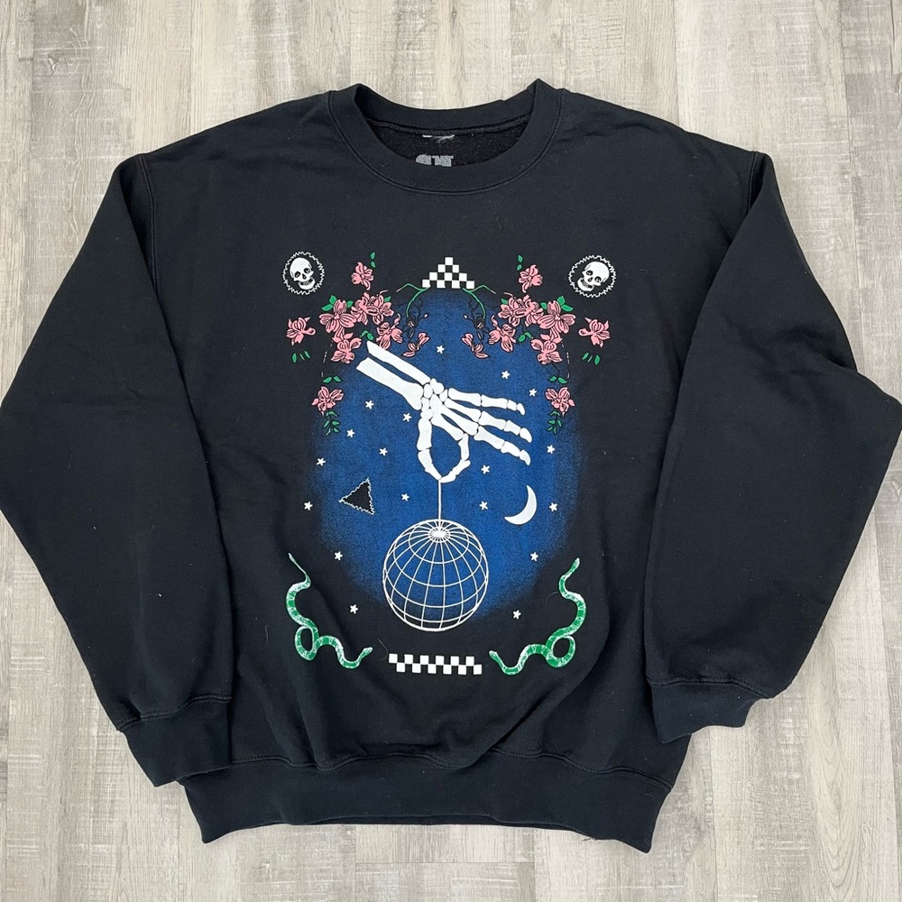 SILENCE+NOISE Long Sleeve Crew Neck Black Sweatshirt Skeleton Skulls & Flowers M
